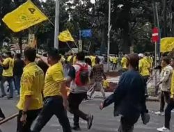 Musda Golkar Sumut ke-11 Ricuh: Dua Kelompok Massa Saling Serang