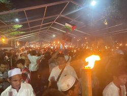 Ribuan Warga Medan Antusias Ikuti dan Saksikan Pawai Obor Ramadhan