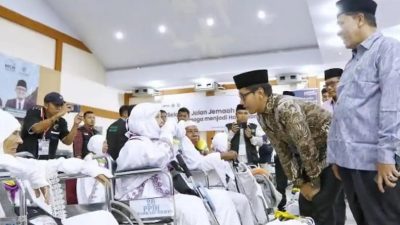 Lepas Kloter 21, Wali Kota Medan Pesankan Jemaah Jaga Kesehatan dan Kekompakan