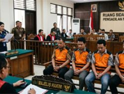 4 Pria Sindikat Pencuri Besi Proyek Stadion Teladan Medan Dituntut 3 Tahun Penjara