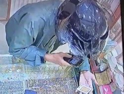 Polisi Masih Selidiki Identitas Pelaku Pencurian Emas 150 gram di Toko Mas Agung